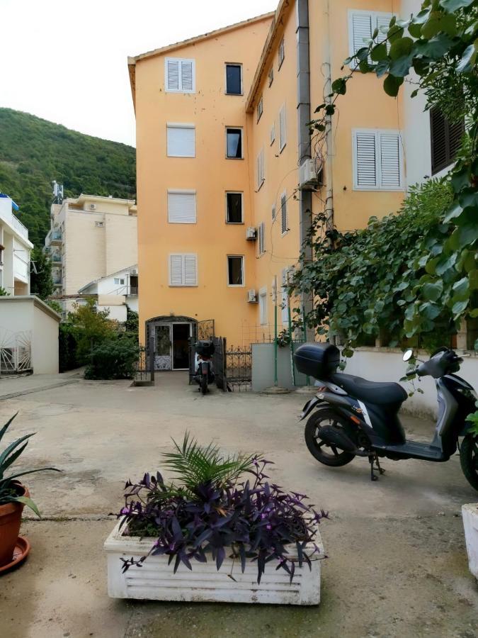 Suncani Apartman 1-Vila Amfora 布德瓦 外观 照片