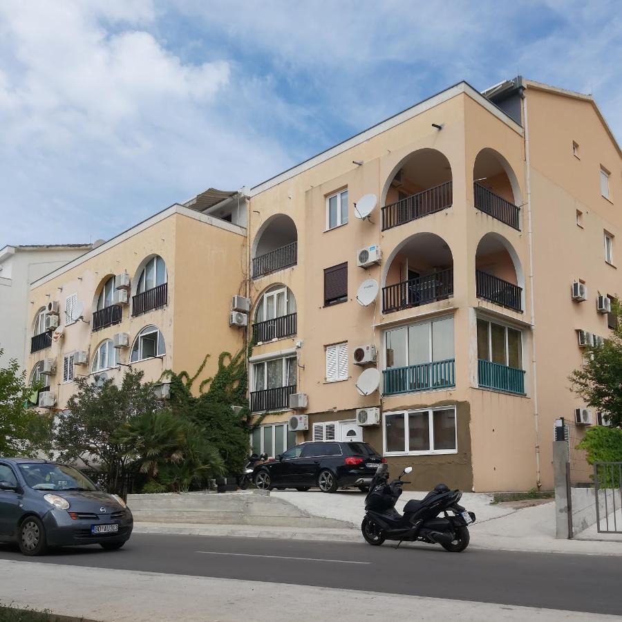 Suncani Apartman 1-Vila Amfora 布德瓦 外观 照片